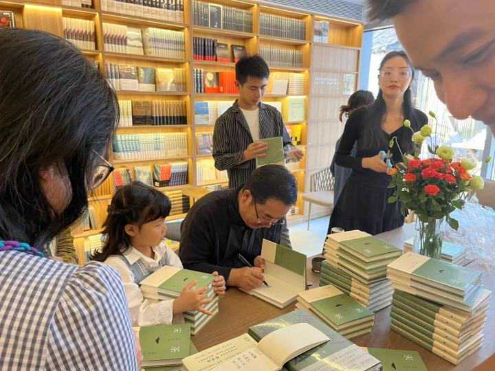 《茶博览》杂志执行主编张姝对话著名作家周重林：宋茶文化何以大热