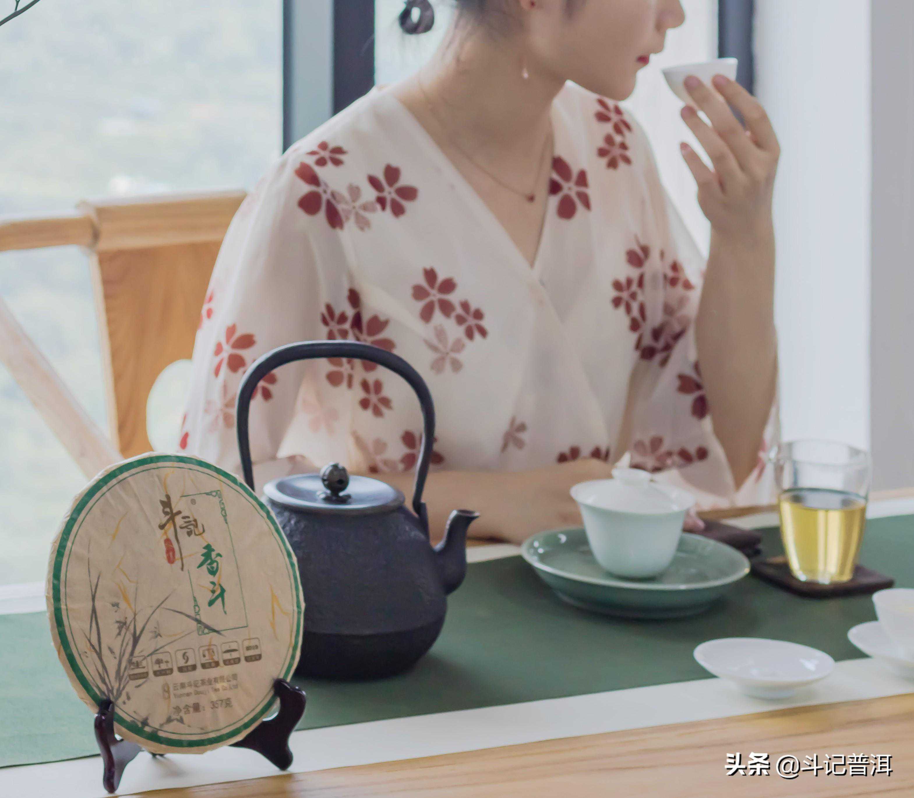 喝普洱茶讲“喉韵”，“喉韵”具体指的是什么呢？