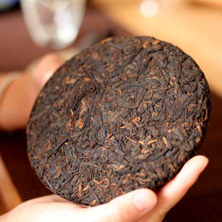 如何区分普洱熟茶中的堆味、仓味、霉味、陈香？