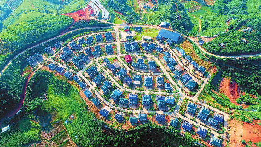 曼回：一个布朗族村的蝶变