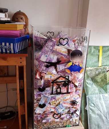 小夫妻罐存了一年的钱，惊讶发现多到可以买房了