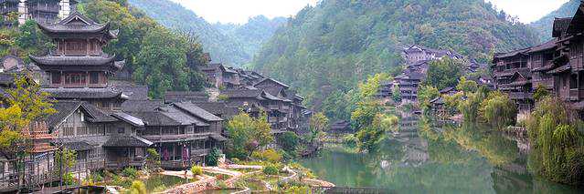 从海的那头到山的这头，红色遵义的东茶、西酒、南寨、北奇