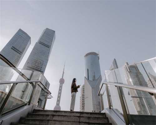 武汉“铁拳”行动案例：古茗奶茶篡改食材保质期被罚