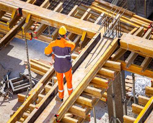 春茶季再遇突发天气，狂风暴雨电闪雷鸣之后，太姥山茶园下冰雹了